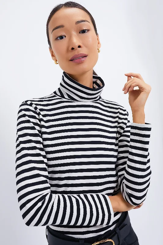 Elegant Style The Black and Cream Turtleneck