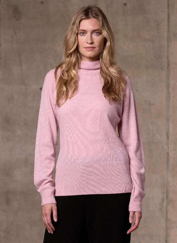 Comfy Layers Women's Cinzia Turtle Neck Cashmere Sweater in Light Pink