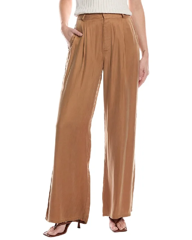 Street Charm Chaser Pleated Trouser