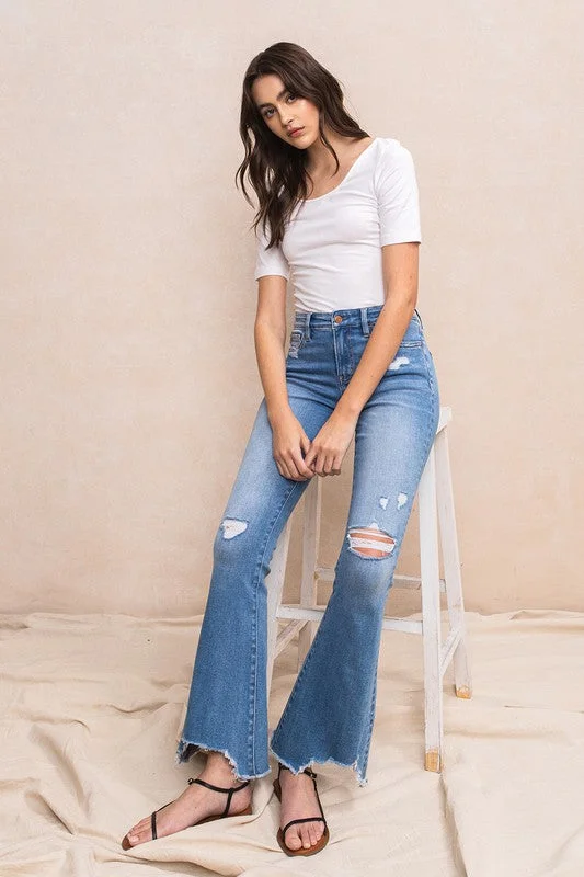 Personalized Wear Mid-Rise Flare with Hem Detail