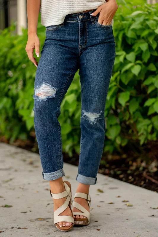 Elegant Design The Raelynn Mid Rise Slim Jean