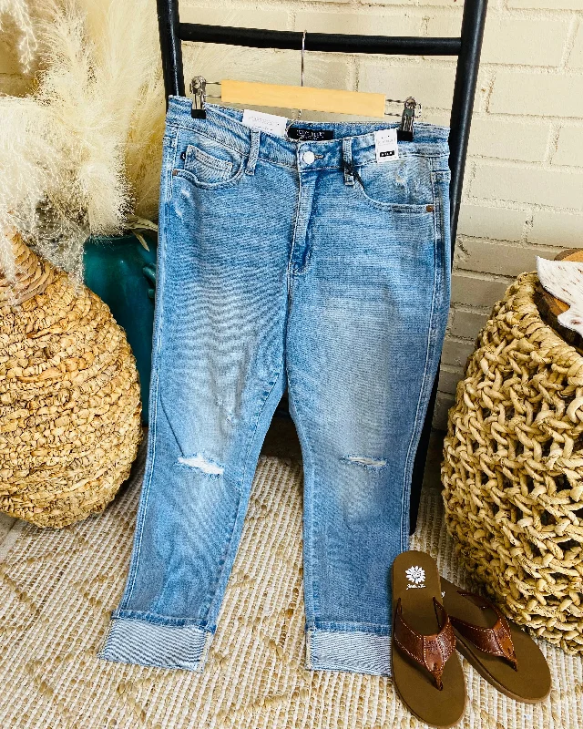 Lace Design Tiffany Flag Cuff Boyfriend Jean