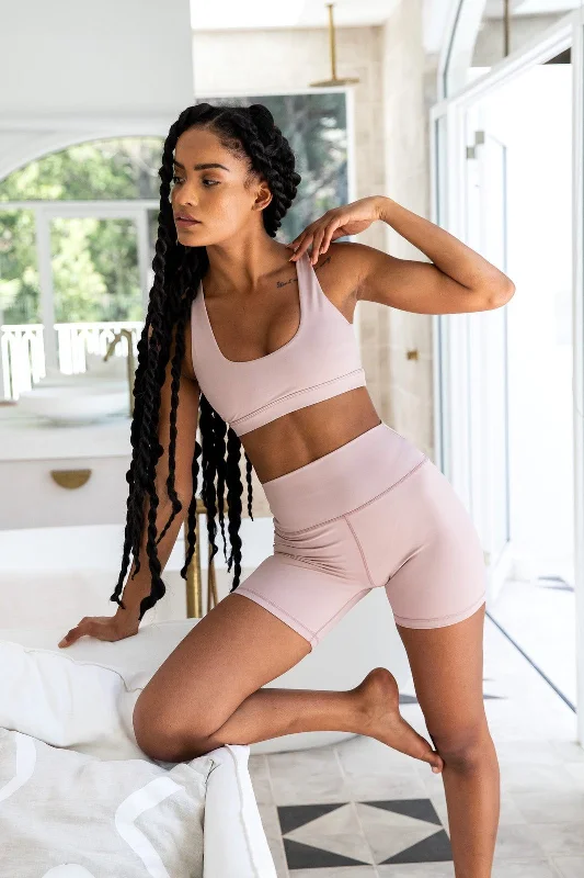 Effortless Elegance Desert Mauve Watu Crop