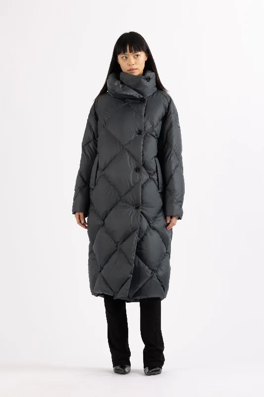 Classic Comfort ICONIC DIAMOND QUILT DOWN COAT DEA
