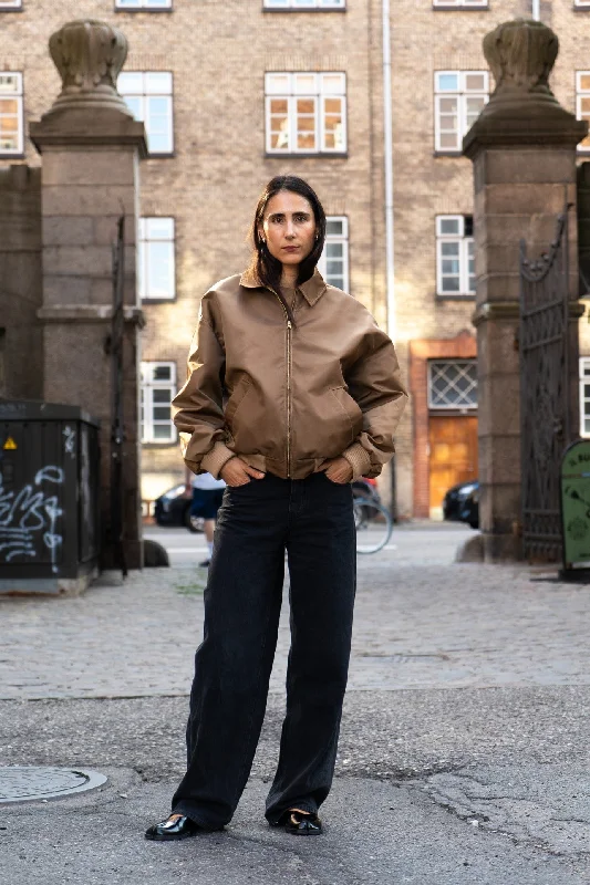 Classic And Versatile Puff and Pencil Bomber Jacket
