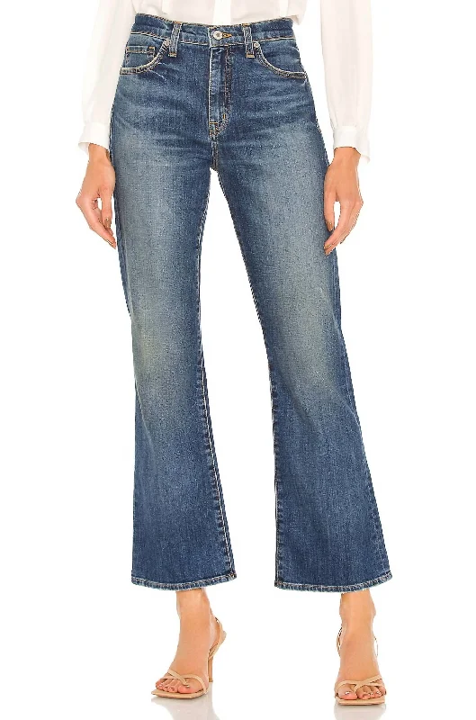 Trendy Comfort Boot Cut Jean In Classic Wash