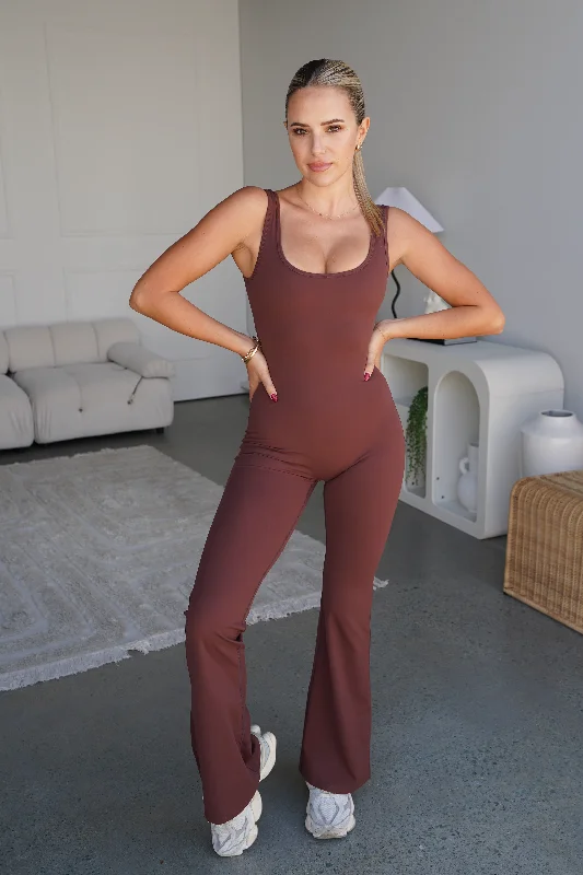 Elegant And Elegant AMORA FLARED JUMPSUIT - BROWN