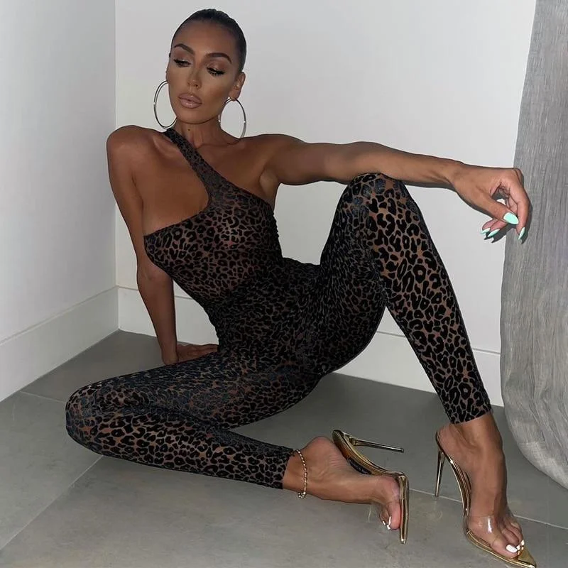 Relaxed And Casual One Shoulder Leopard Jumpsuits