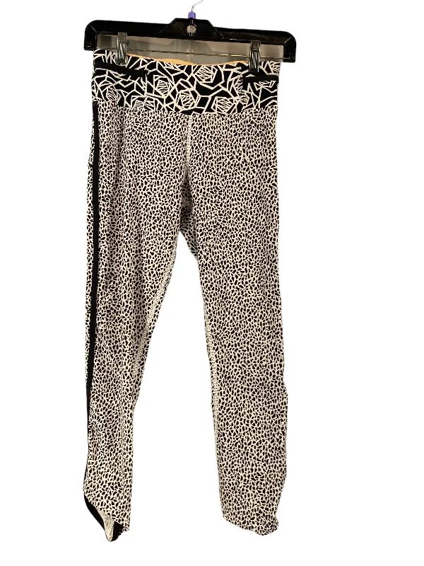 Warm Chic Black & White Athletic Leggings Lululemon, Size 4