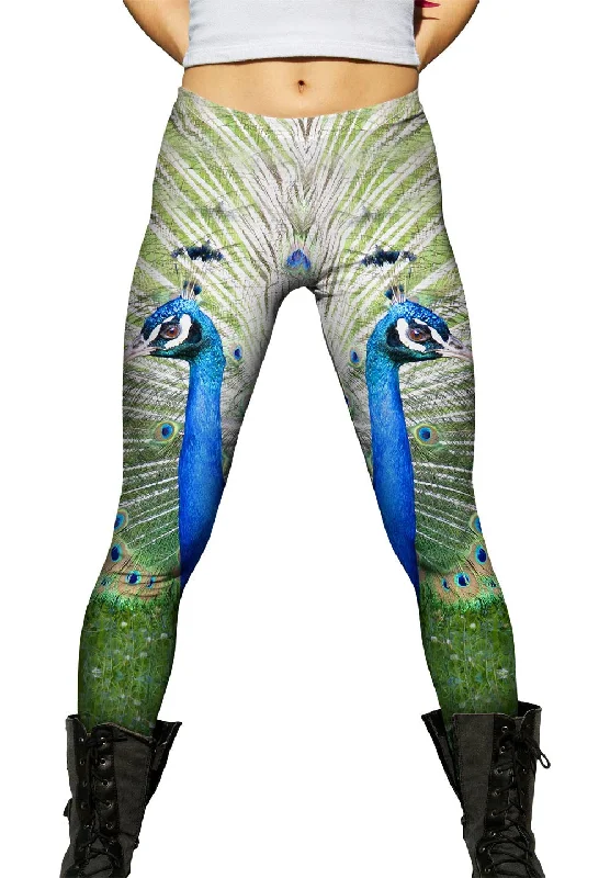 Casual Chic Looks Peacock Strut