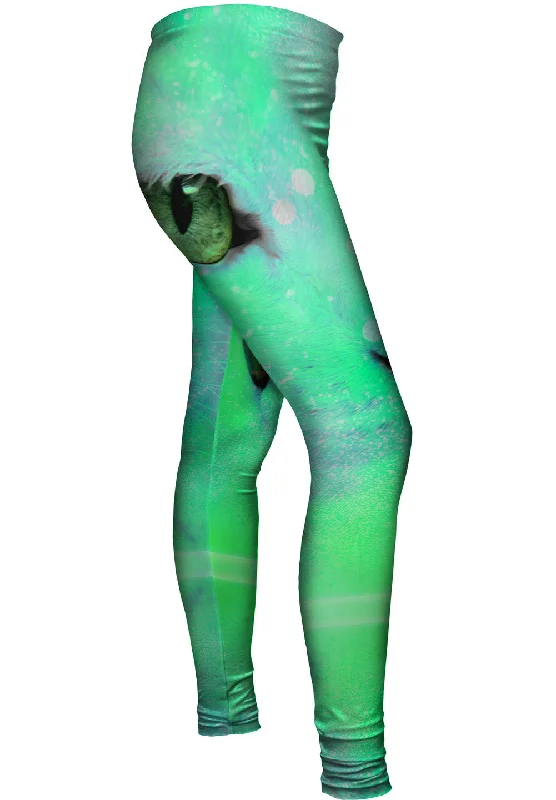 Short Design Psychedelic Kitty Close Up