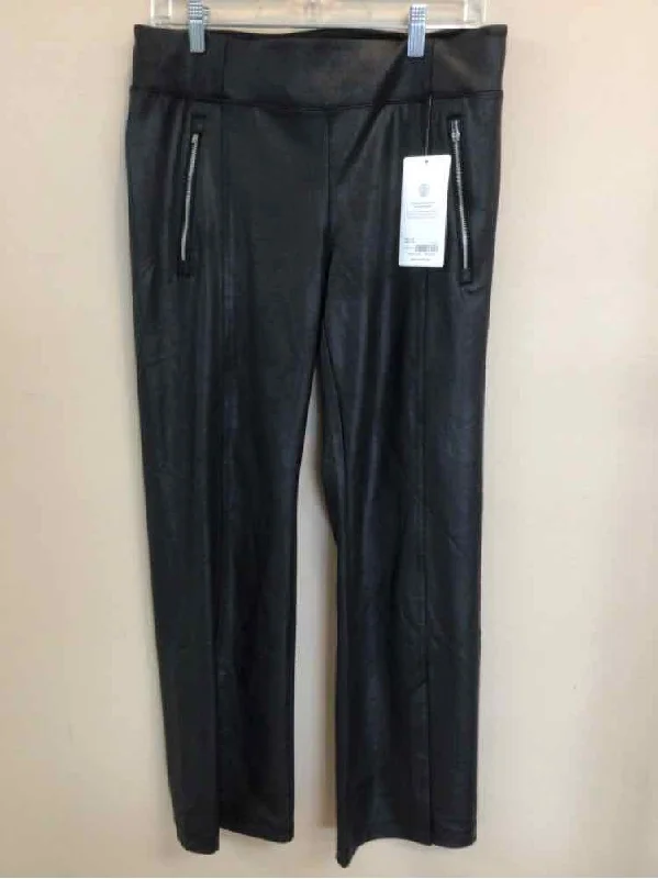 Sporty Elegance ATHLETA SIZE LARGE Ladies PANTS