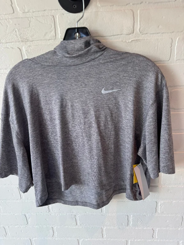 Soft Wear Athletic Top Short Sleeve By Nike In Grey, Size: Xl