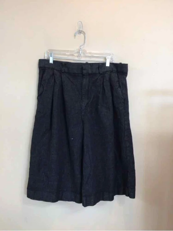 Slightly Flared Design BANANA REPUBLIC SIZE 14 Ladies PANTS