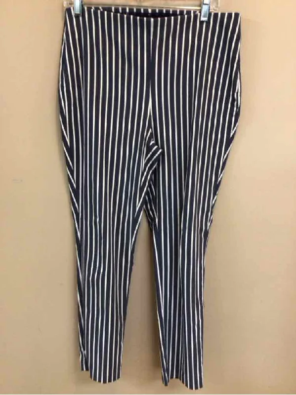 Relaxed Style CHICOS SIZE 8 Ladies PANTS
