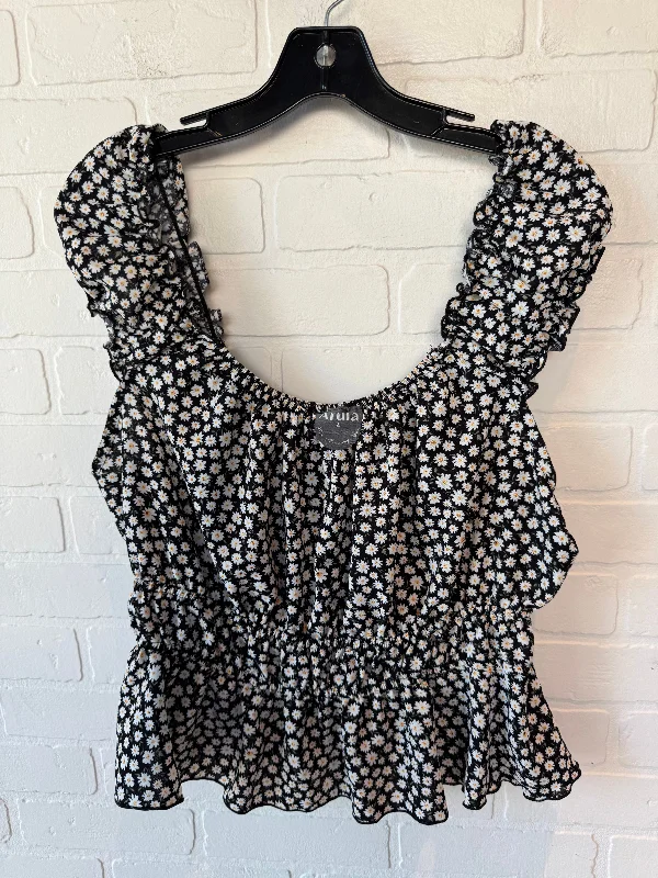 Cozy Vibes Top Short Sleeve By Arula In Black & White, Size: 1x