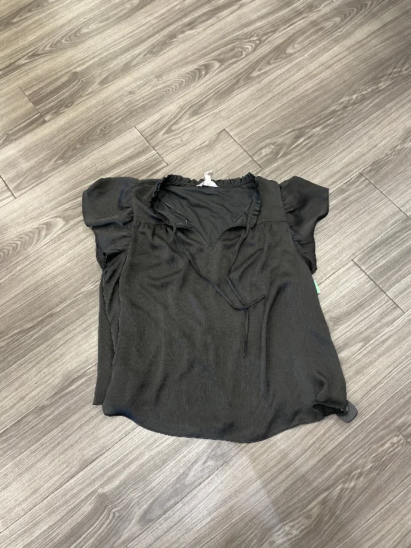 Classic Color Top Short Sleeve By Lc Lauren Conrad In Black, Size: 1x