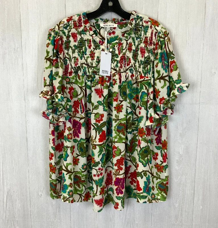 Fashionable Comfort Top Short Sleeve By Rose And Olive In Floral Print, Size: 2x