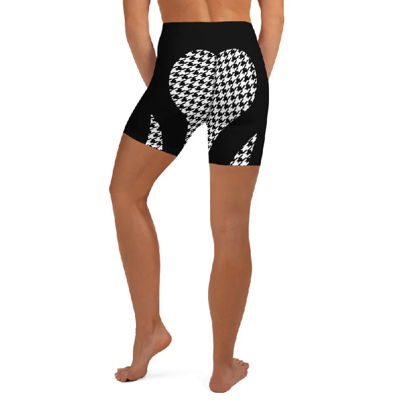 Versatile Wear Houndstooth Heart Shaped Yoga Shorts